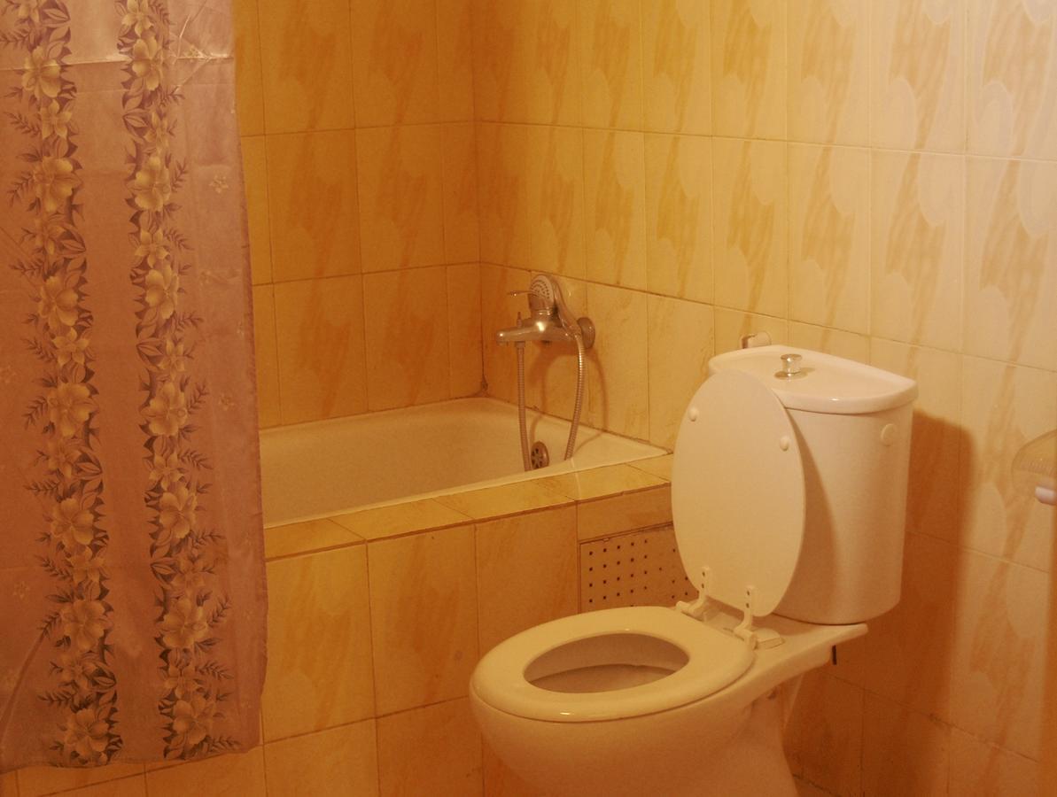 Ker Jahkarlo Hotell Yoff Exteriör bild